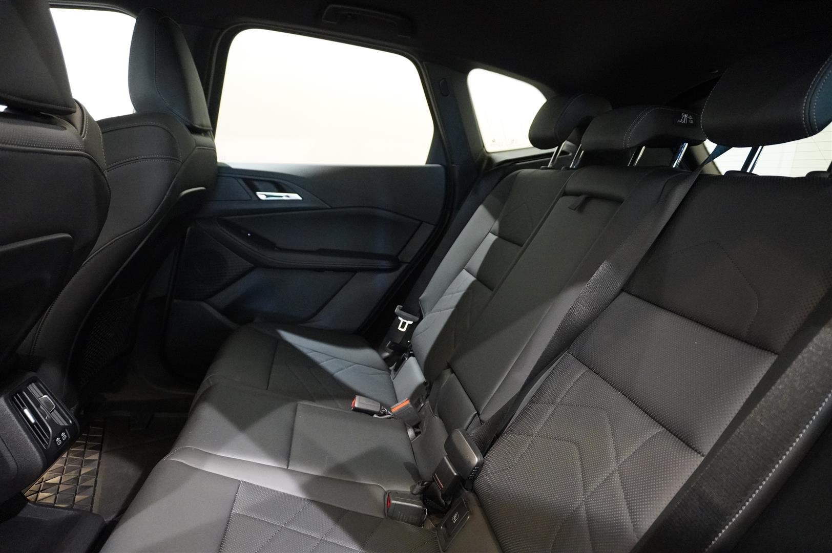 Tourer Steptronic 245hk Dragkrok M-Sport Comfort Access_7