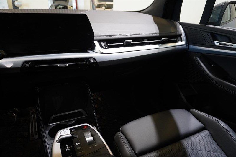 Tourer Steptronic 245hk Dragkrok M-Sport Comfort Access_9