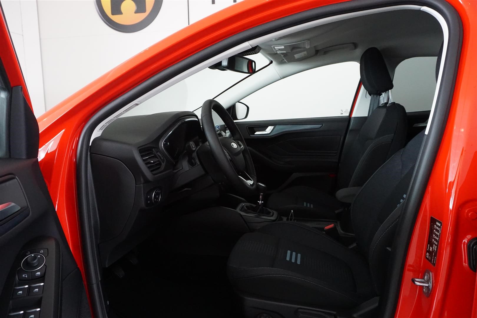 Ford Focus Active Kombi 1.0T EcoBoost MHEV 125hk E85 Edition 6MT_3