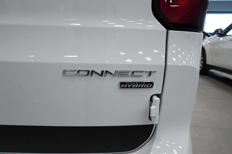 Skåp L2 Limited 1.5 EcoBoost Plug-In 110kw 150hk 6AT_9