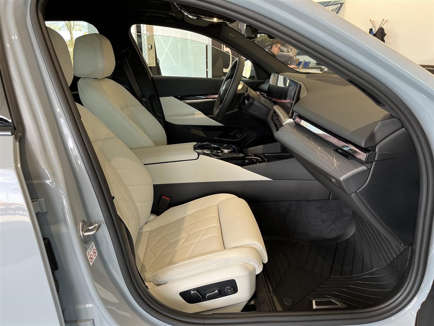 Touring M Sport Business Launch Edition_8