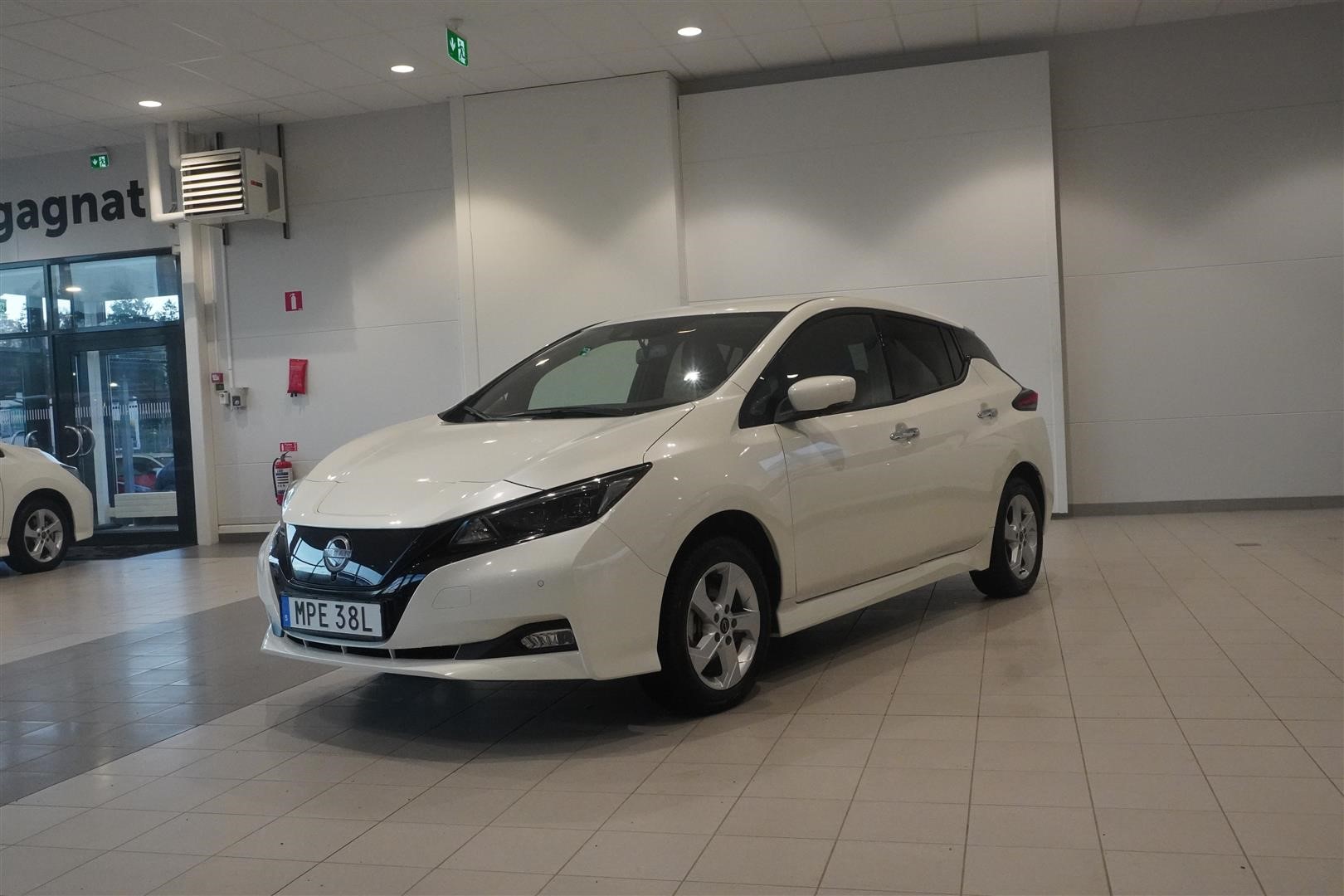 5dr N-Connecta 59 kWh Releasing