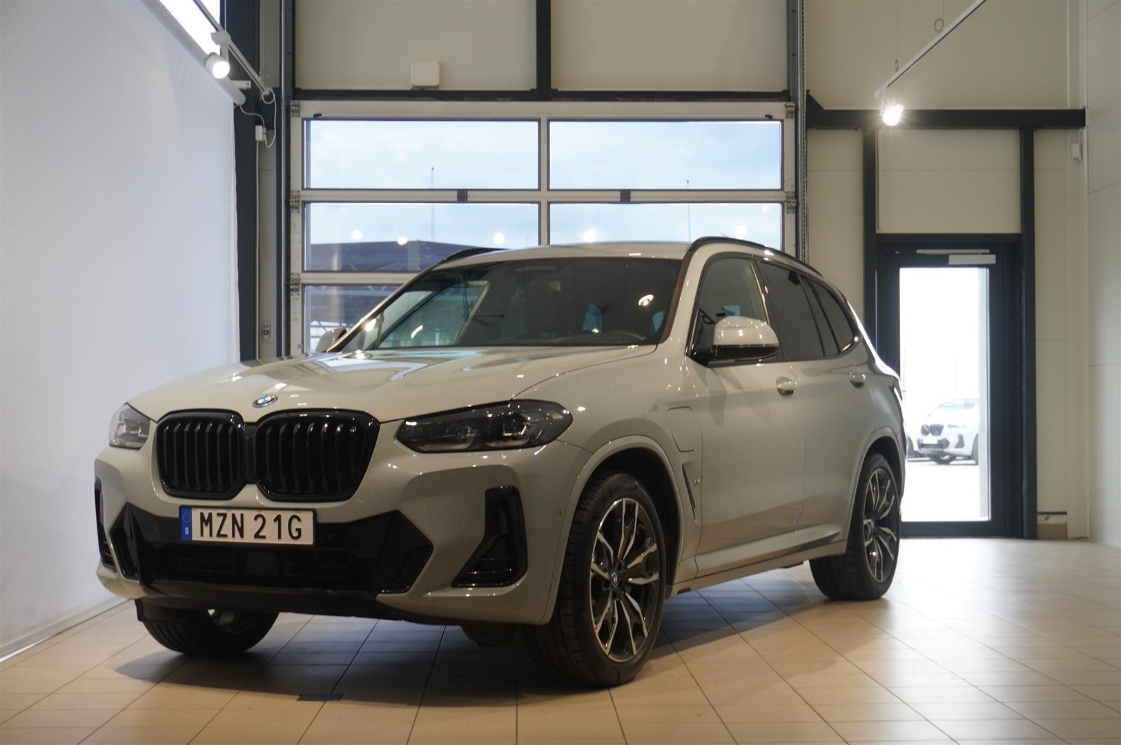 xDrive 30e