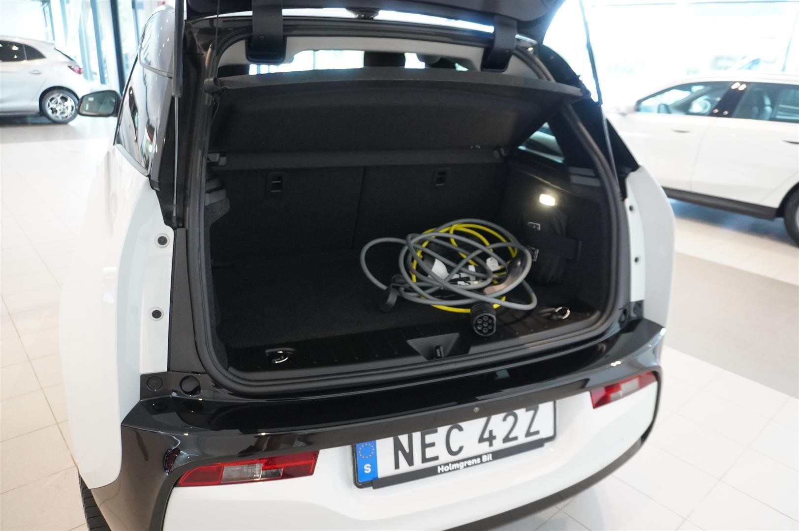 BMW i3 120 Ah Charged BSI Re-Lease_4