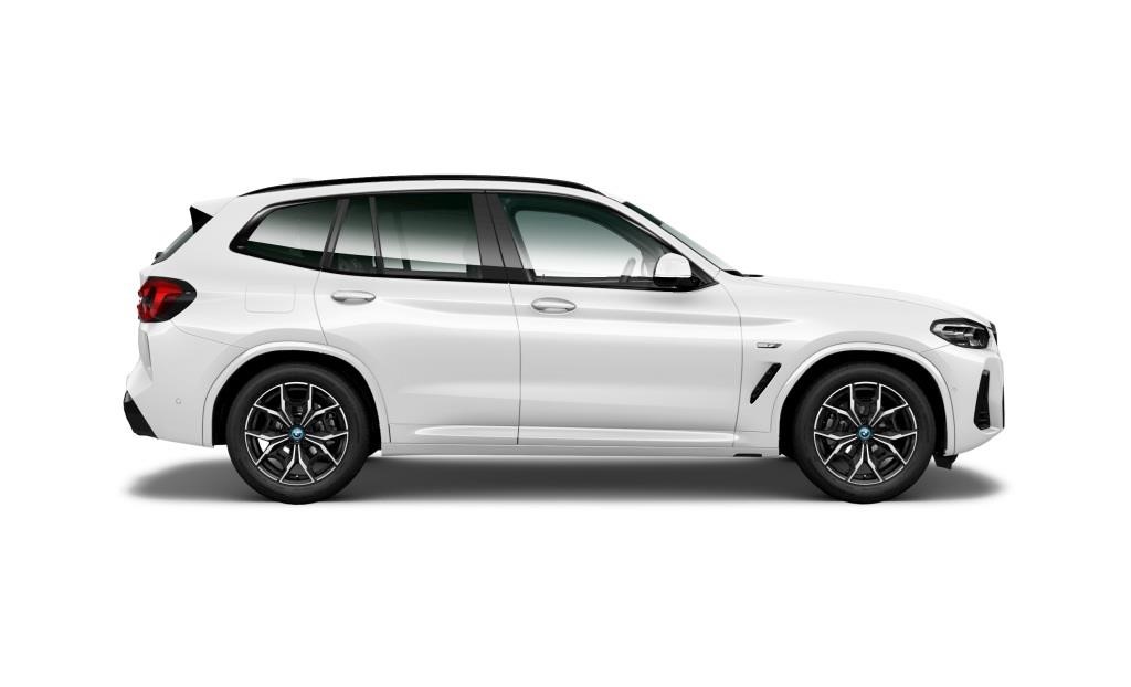 xDrive30e M Sport Navi Kamera HiFi Rattvärme Drag_7