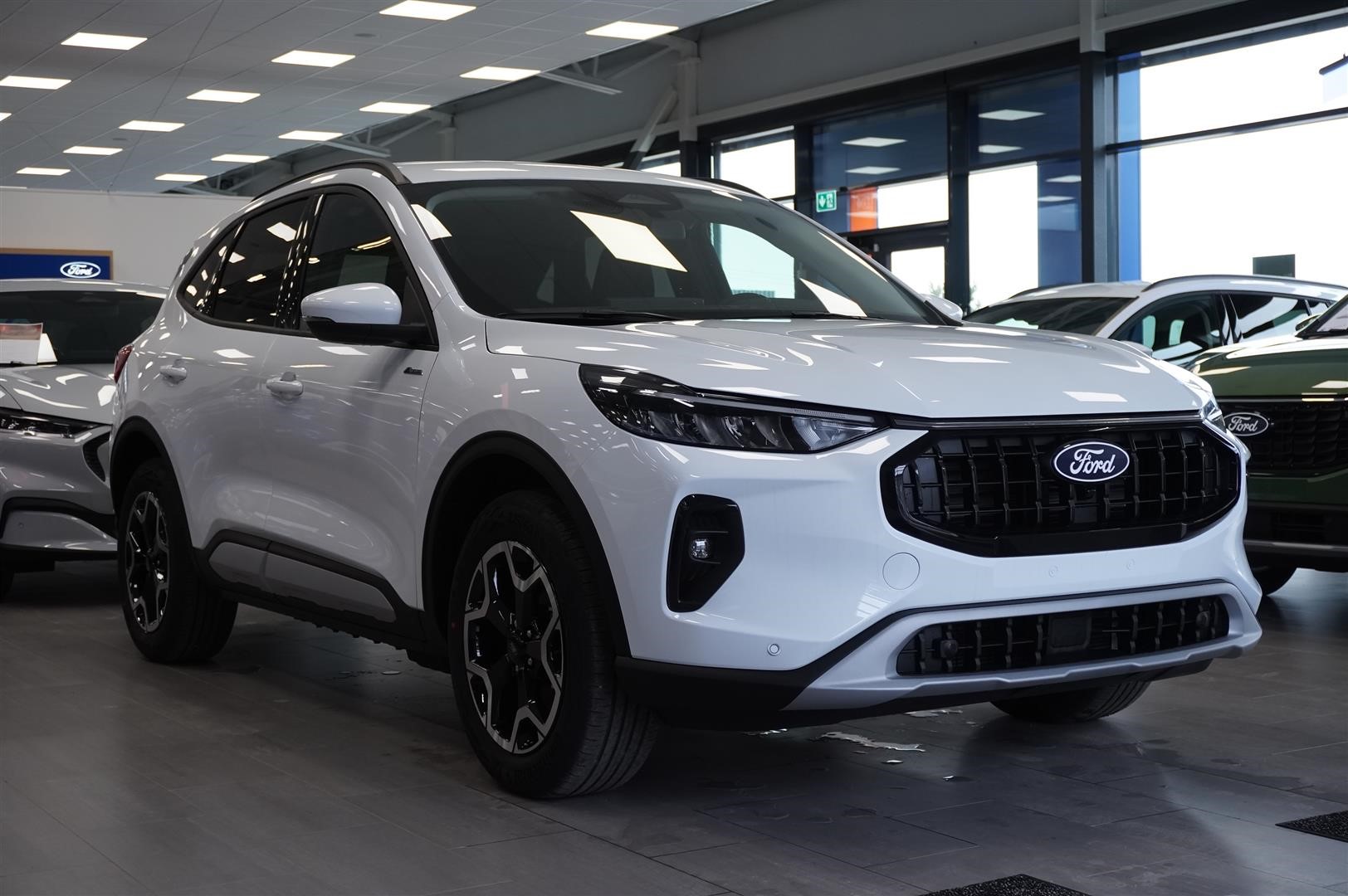 Active 2.5 Plug-In Hybrid FWD 243hk CVT Inkl. Vinterpaket_2