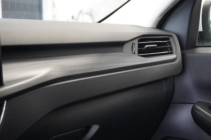 Active 2.5 Plug-In Hybrid FWD 243hk CVT Inkl. Vinterpaket_16