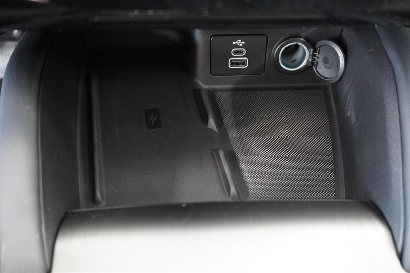 Active 2.5 Plug-In Hybrid FWD 243hk CVT Inkl. Vinterpaket_19