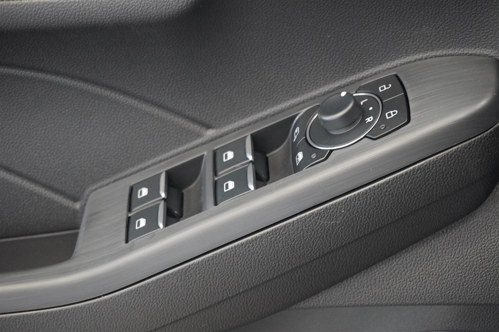 Active 2.5 Plug-In Hybrid FWD 243hk CVT Inkl. Vinterpaket_23