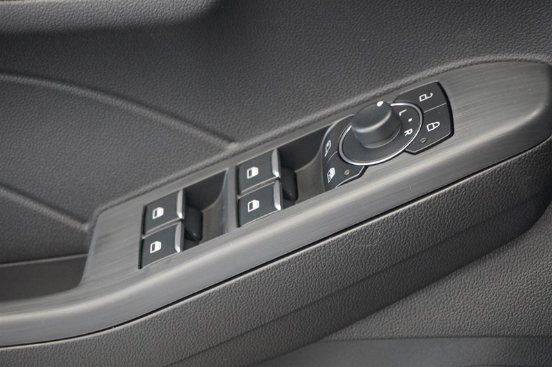Active 2.5 Plug-In Hybrid FWD 243hk CVT Inkl. Vinterpaket_23