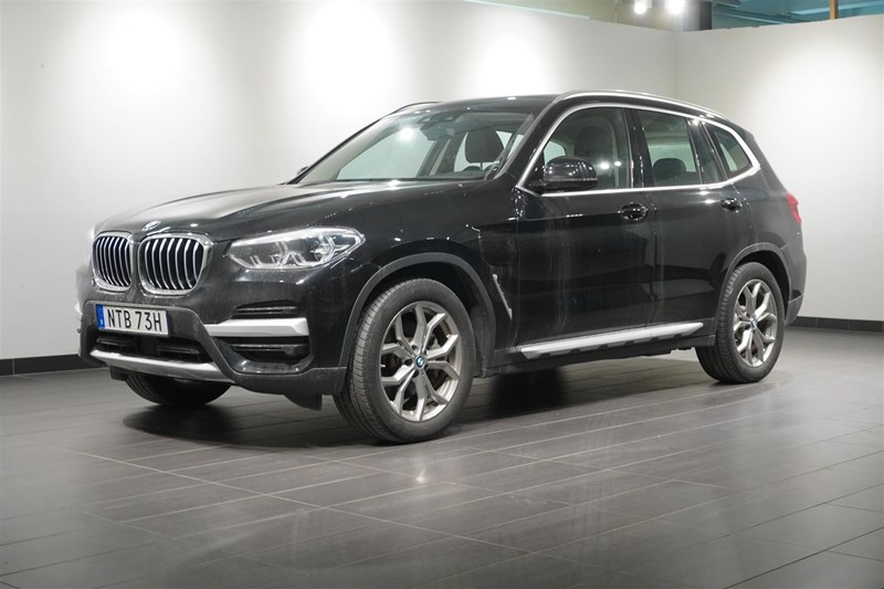 xDrive30e X Line Drag Sportstol LED HiFi DAP
