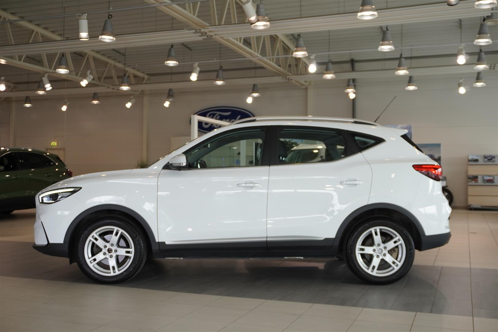 Luxury Long Range Pano 360 Navi_1