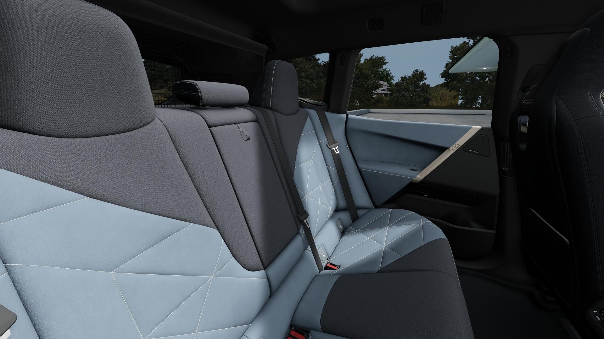 BMW iX xDrive40 Exclusive Innovation Comfort H K Drag 22 Sky Lounge_10