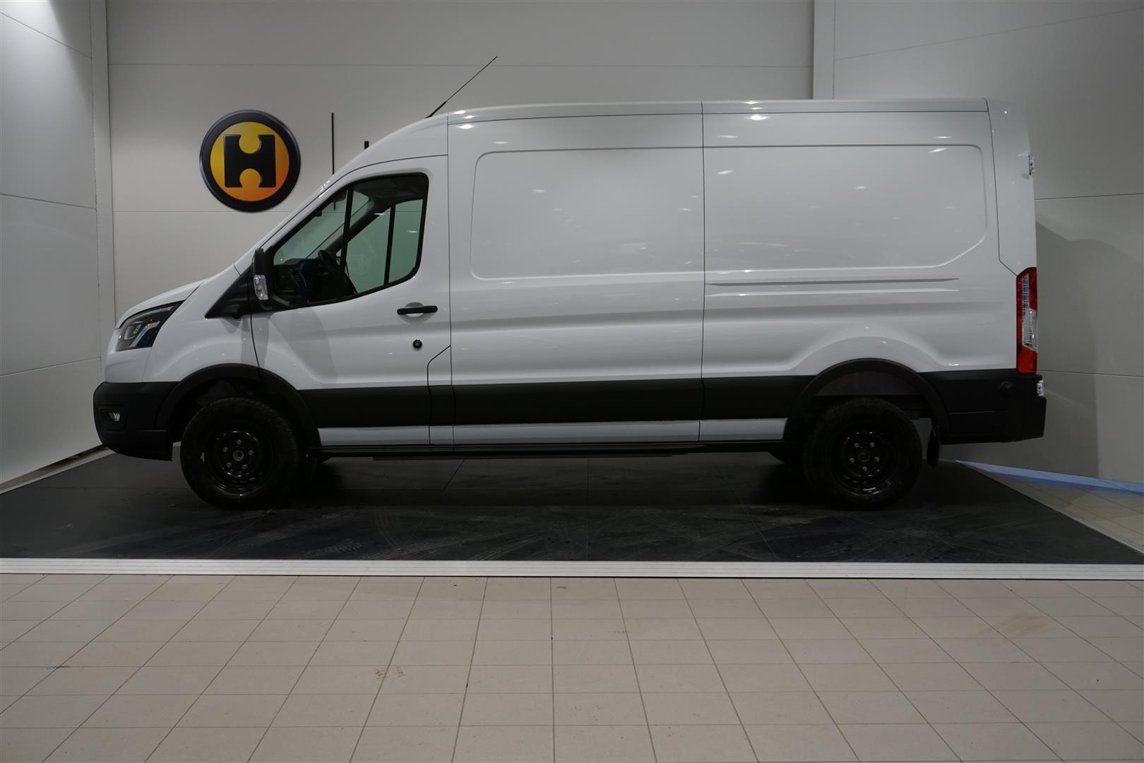 E-Transit Skåp Trend 350 L3 Bev 184 hk 135 kW 1at Rwd_1