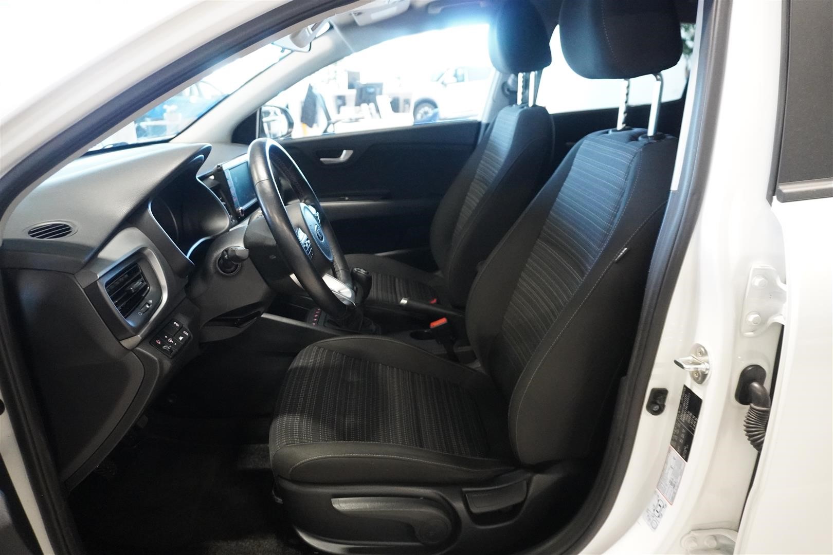 1.0 T-GDi 100hk Advance Plus Backkamera CarPlay_8