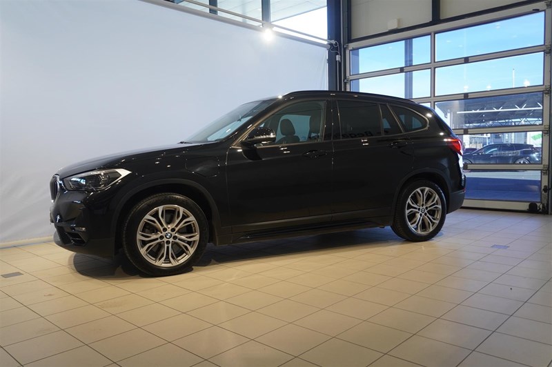 xDrive25e Aut Sport Rattvärme Drag HUD 2.99% Ränta_1