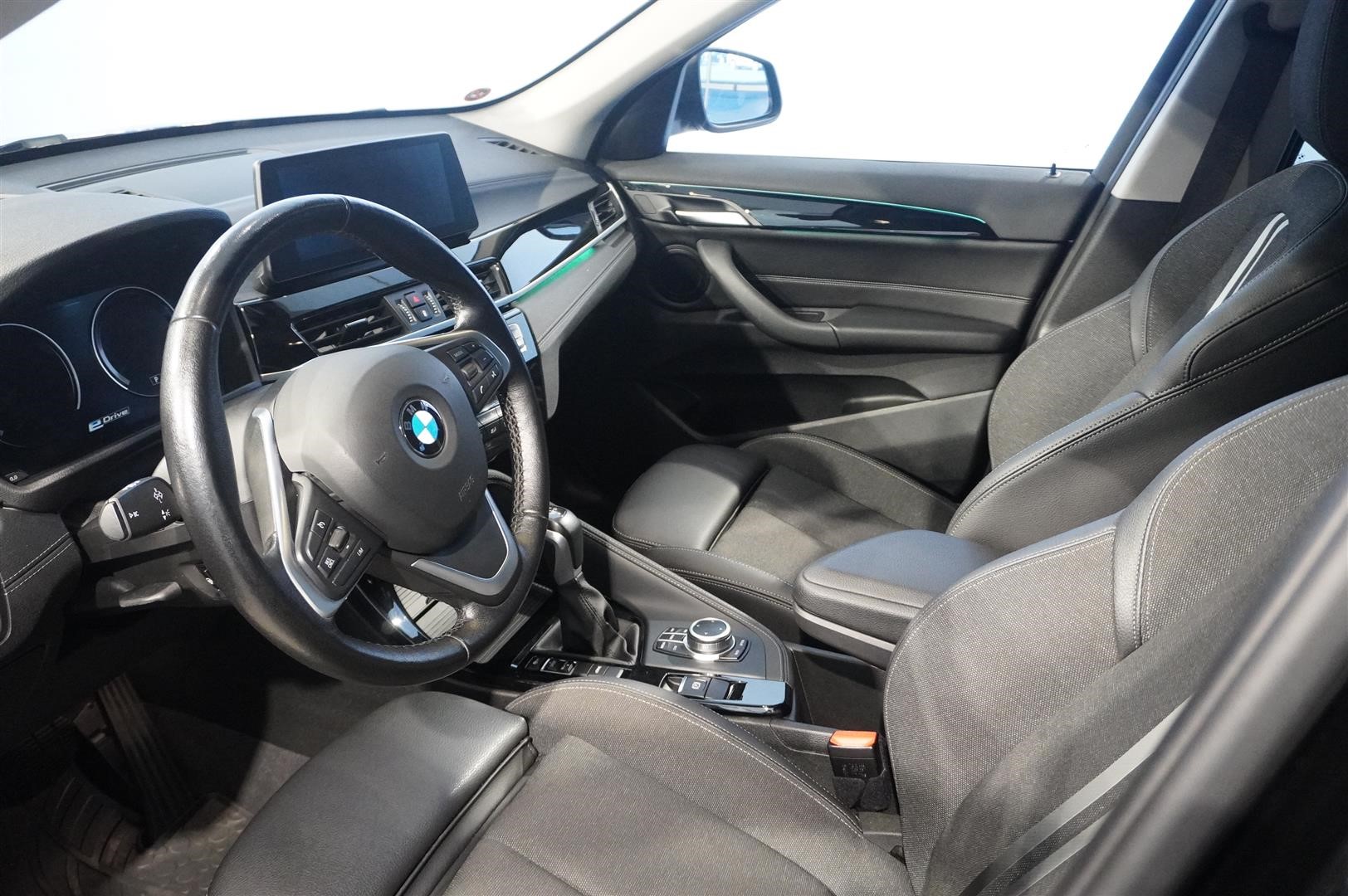 xDrive25e Aut Sport Rattvärme Drag HUD 2.99% Ränta_2