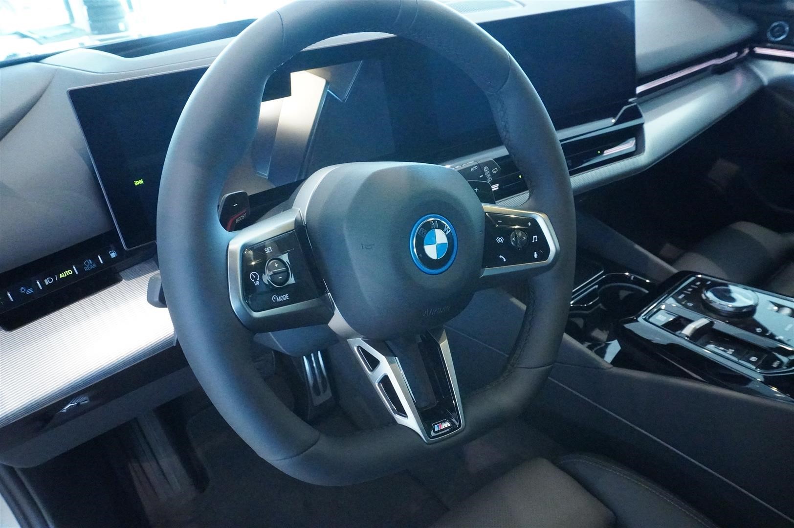 Touring M Sport Pro Business Ed Drag DA Pro H K_1