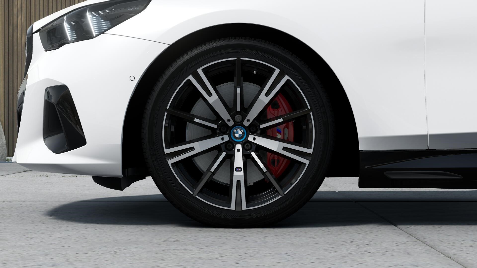 Sedan M Sport Pro Innovation Travel Comfort DAP Drag_6