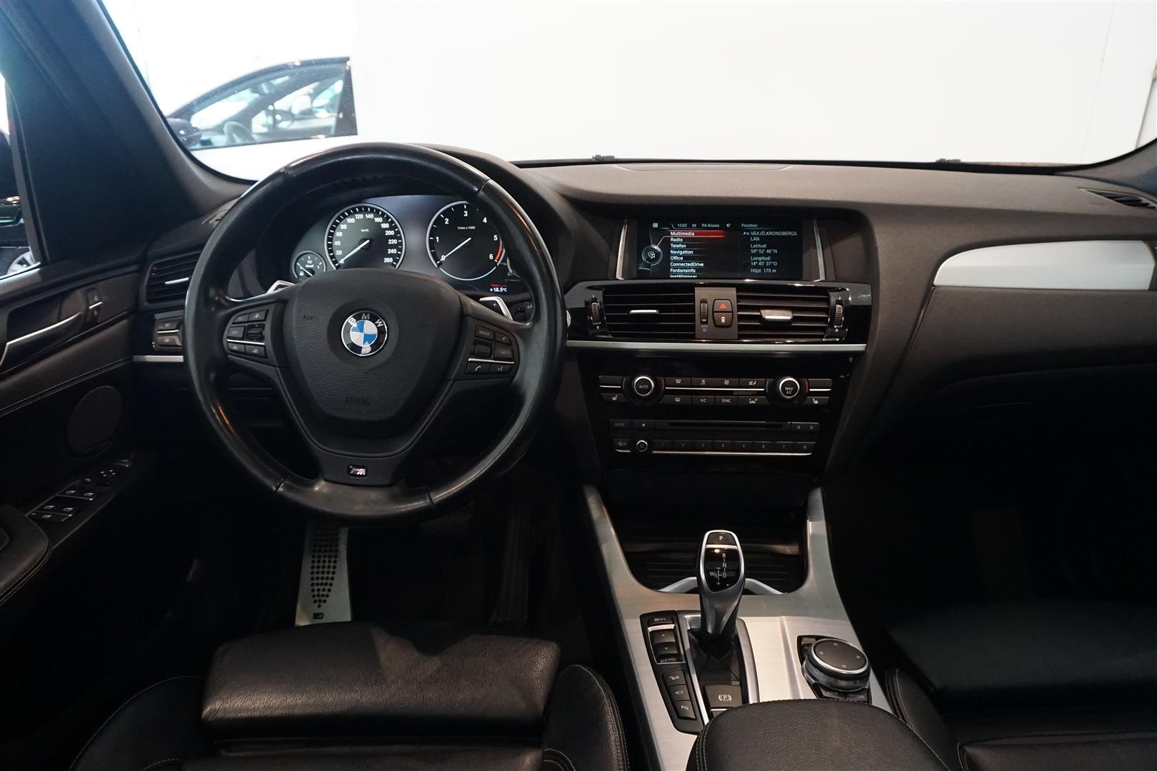BMW X3 xDrive30d M-Sport Innovation Panorama Värmare 258hk_5