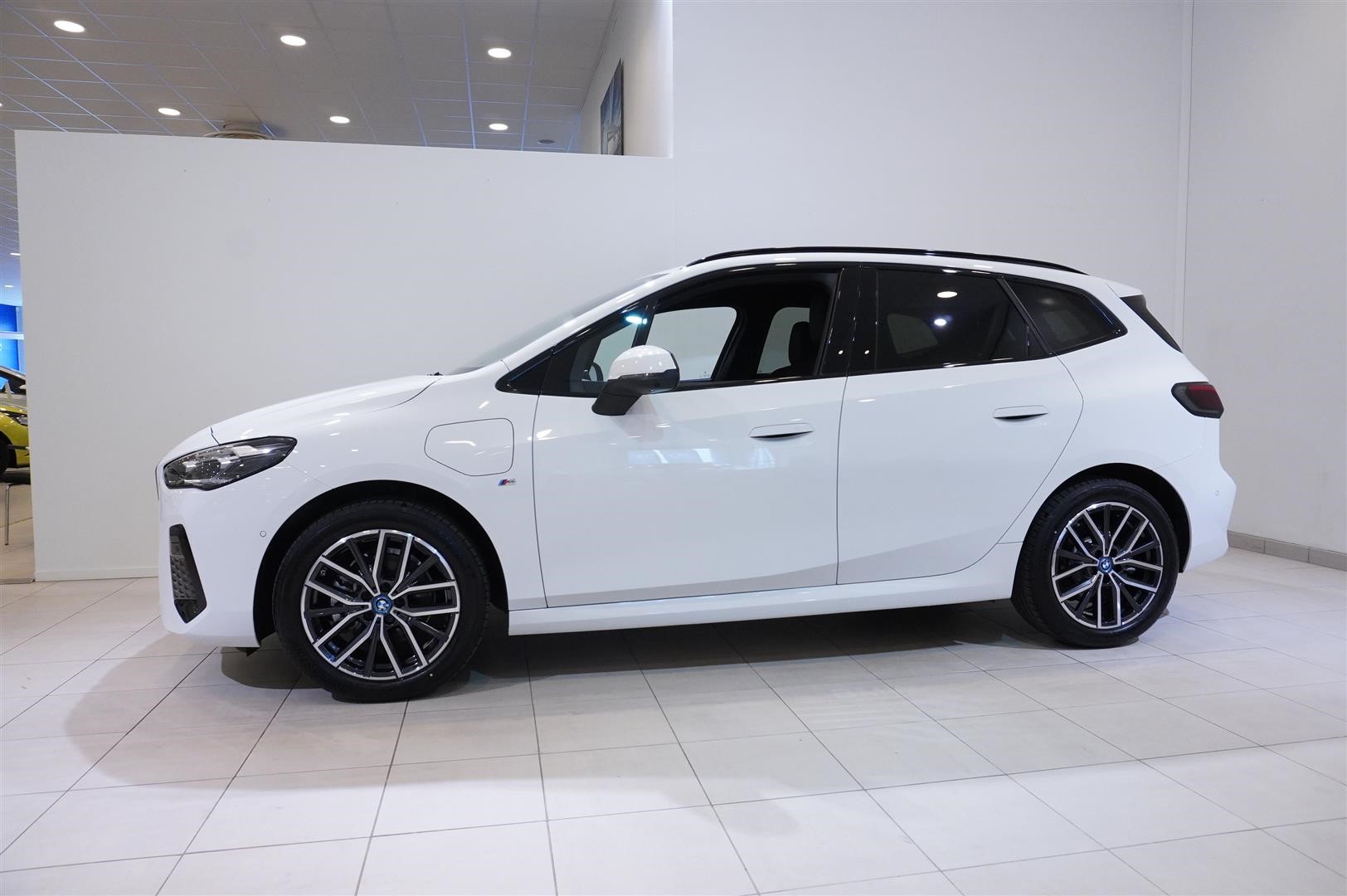 Tourer M Sport Innovation Drag Rattvärme DAP Head-Up_3