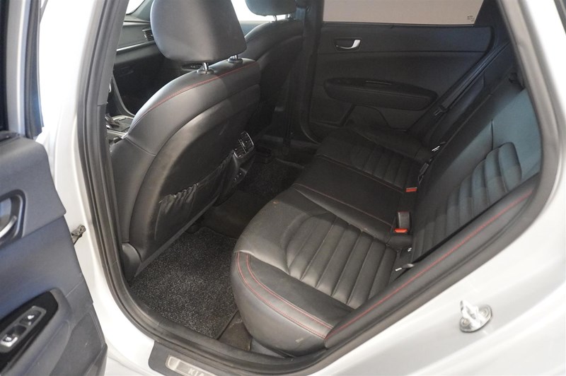GT-Line 1.7 Vgt DCT Drag_6