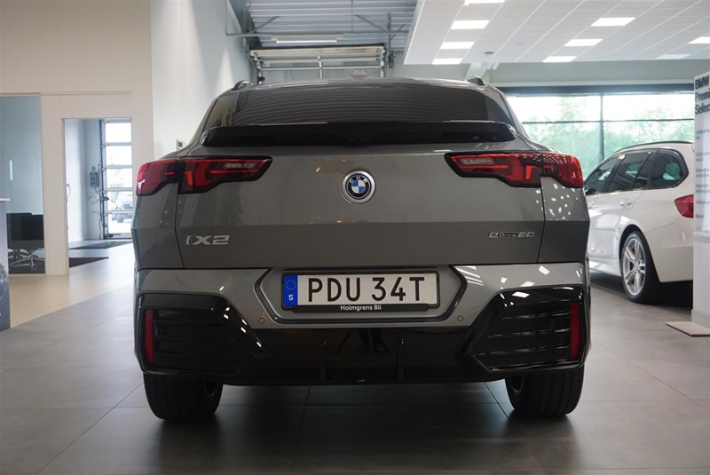 M Sport Business Launch Edition Drag DAP_2