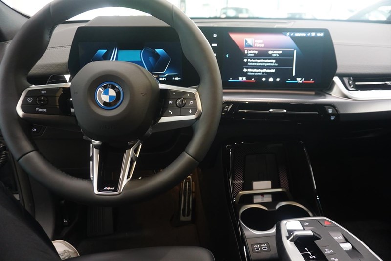 M Sport Business Launch Edition Drag DAP_6