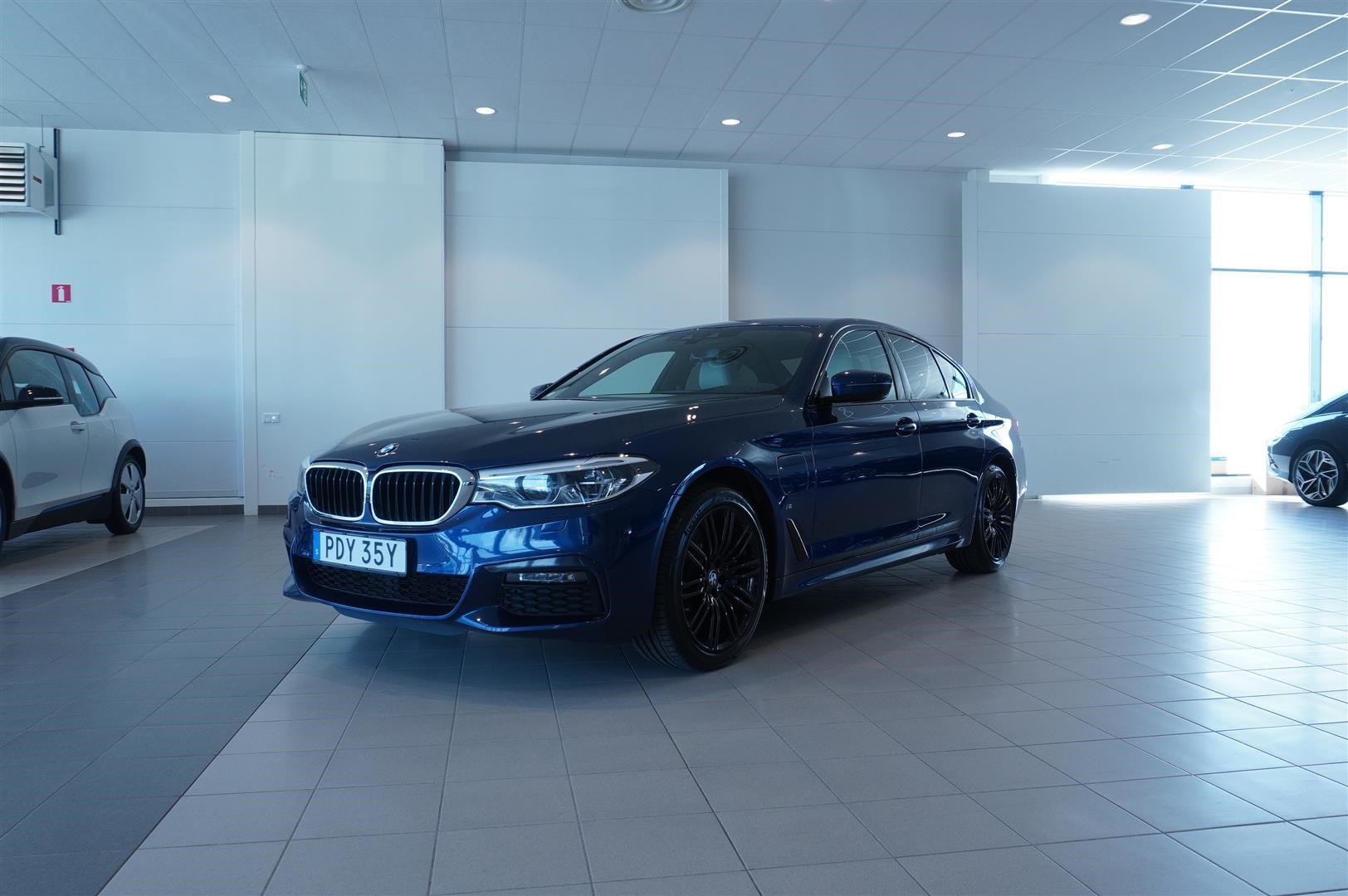 Sedan M-Sport Innovation Drag HUD Läder HiFi