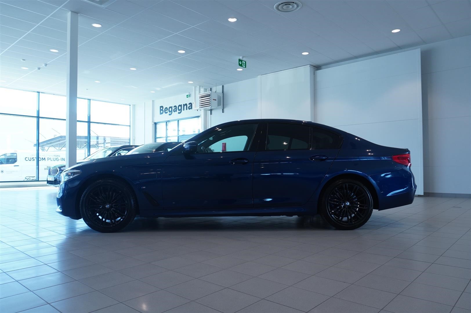 Sedan M-Sport Innovation Drag HUD Läder HiFi_2