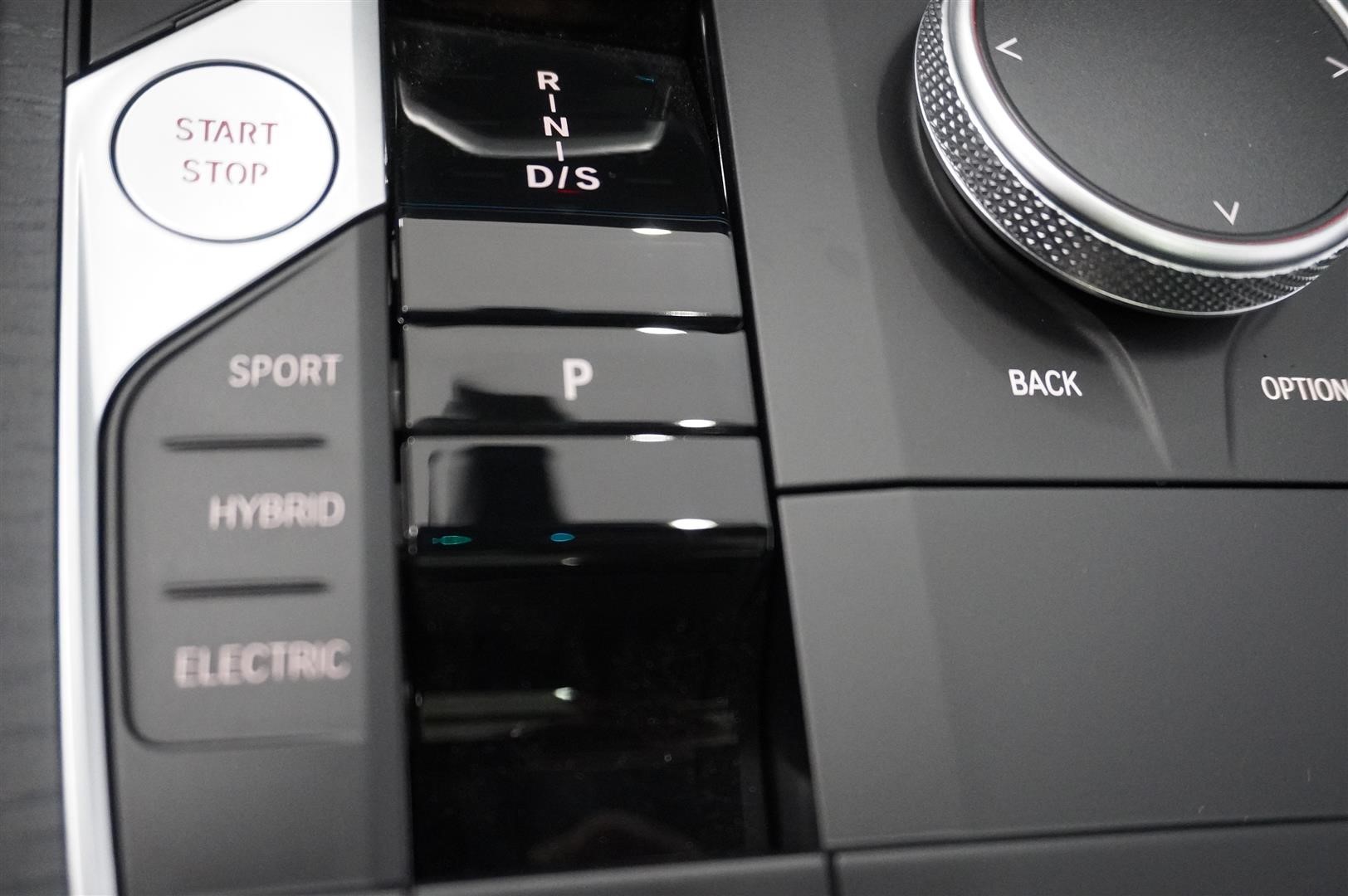 Touring M Sport Business Launch Edition Panorama H K El-Stol Adaptiv-Led 2.99% Ränta_22