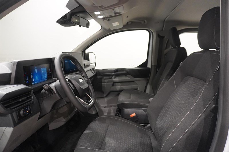 Kombi Minibuss Trend 320l LWB 2.0l 170hk 8AT FWD Diesel_6
