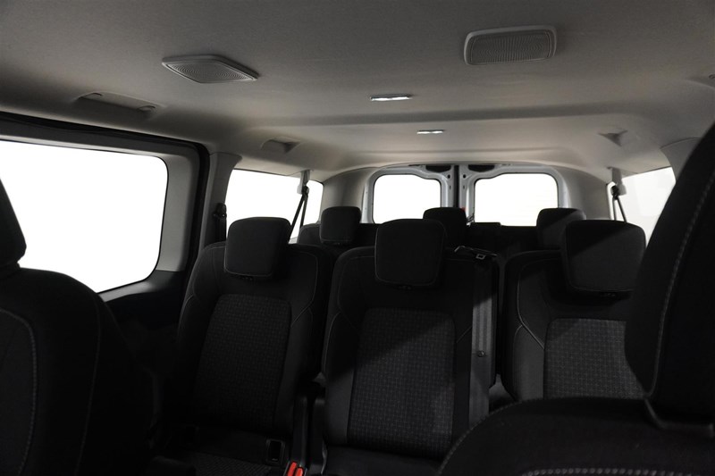 Kombi Minibuss Trend 320l LWB 2.0l 170hk 8AT FWD Diesel_7