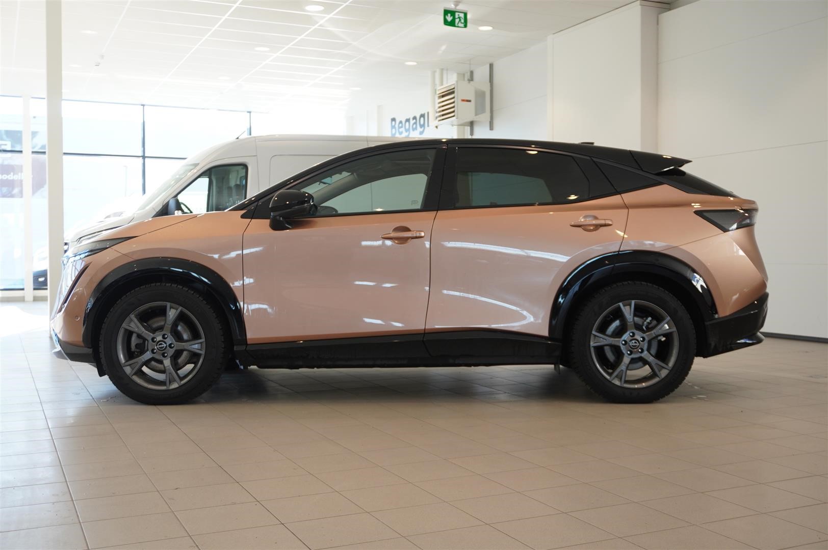 87kWh e-4ORCE Evolve 22kw Charger_2