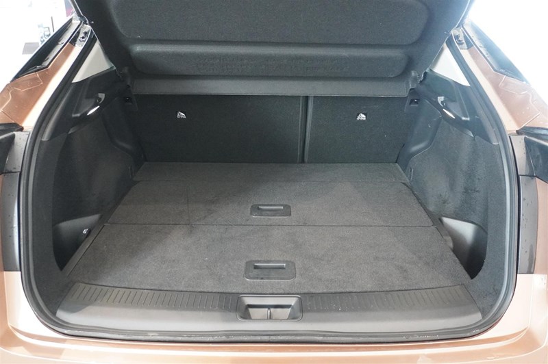 87kWh e-4ORCE Evolve 22kw Charger_10