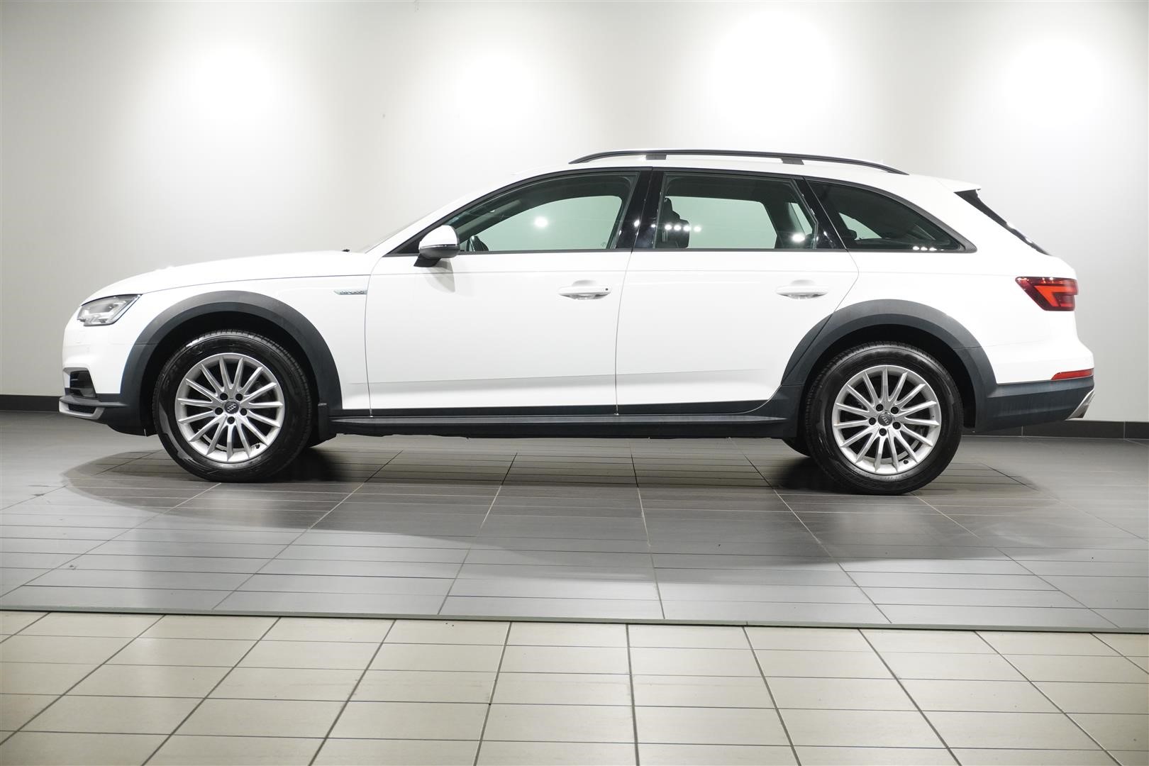 2.0 TDI S Tronic Drag Kamera Värmare_1