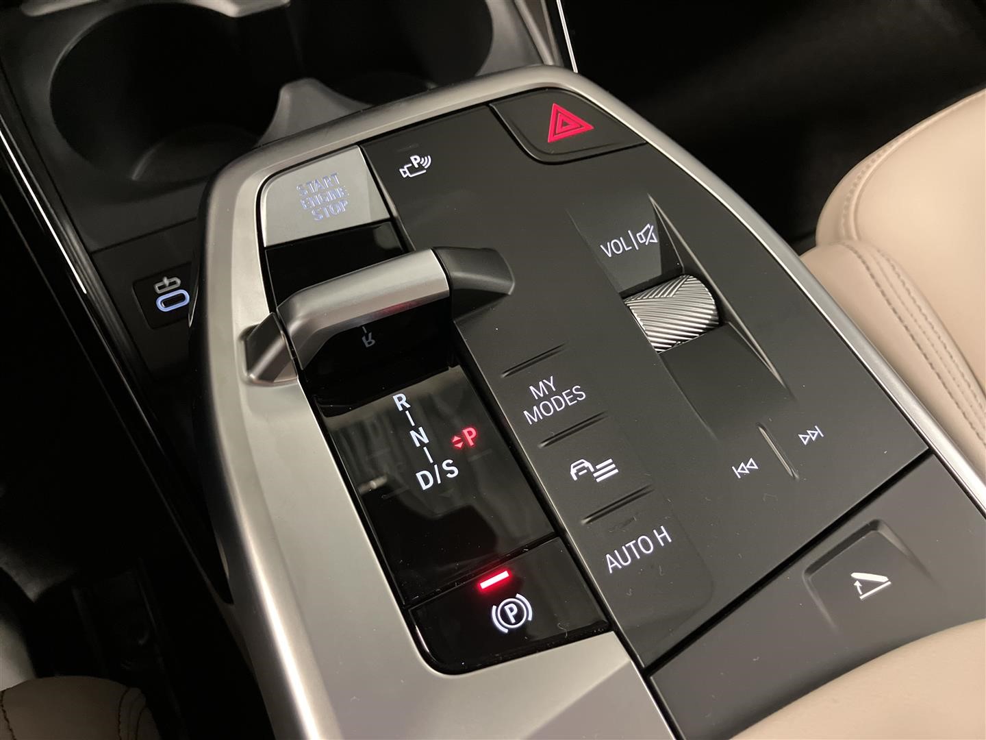 Tourer M Sport Keyless Adaptiv-Led Dragkrok Rattvärme Tonade Rutor_13