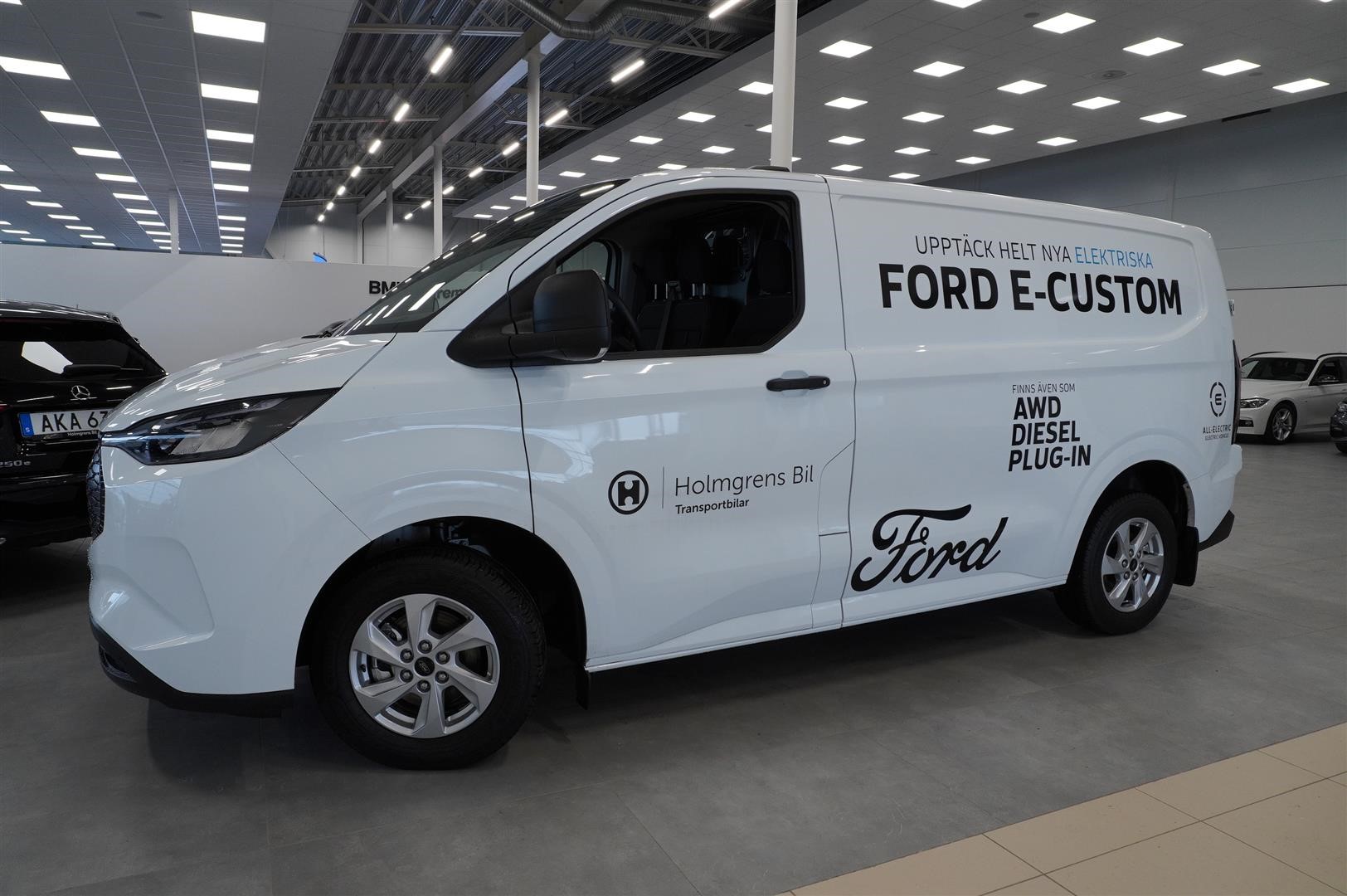 E-Custom Skåp Trend 320s Swb Elmotor 100kW 136hk 1-Vxl Rwd El