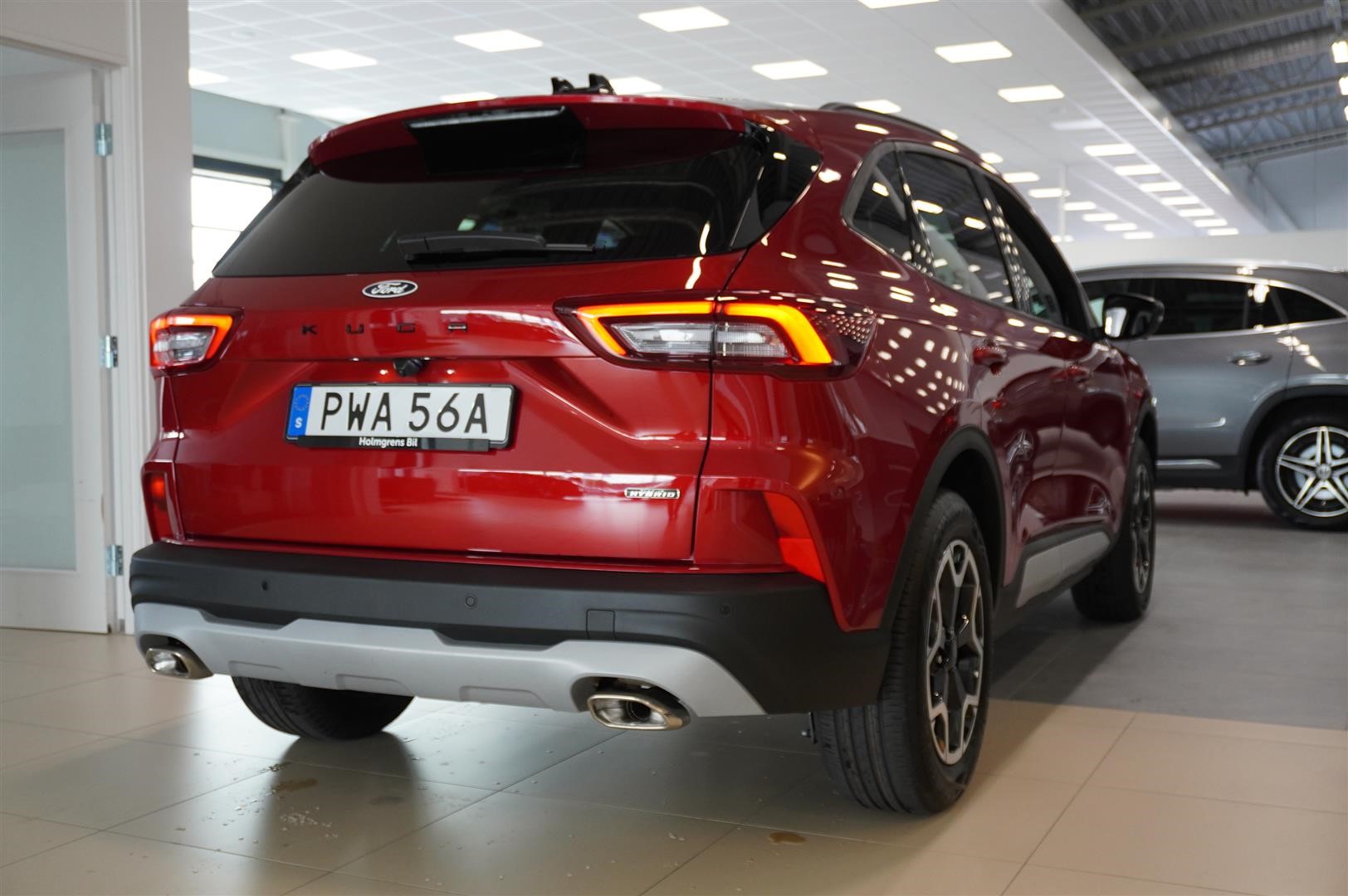 Active X 2.5 Plug-In Hybrid FWD 243hk Business Edition_3