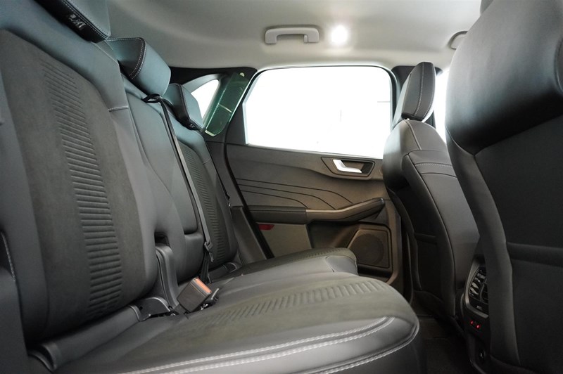 Active X 2.5 Plug-In Hybrid FWD 243hk Business Edition_8