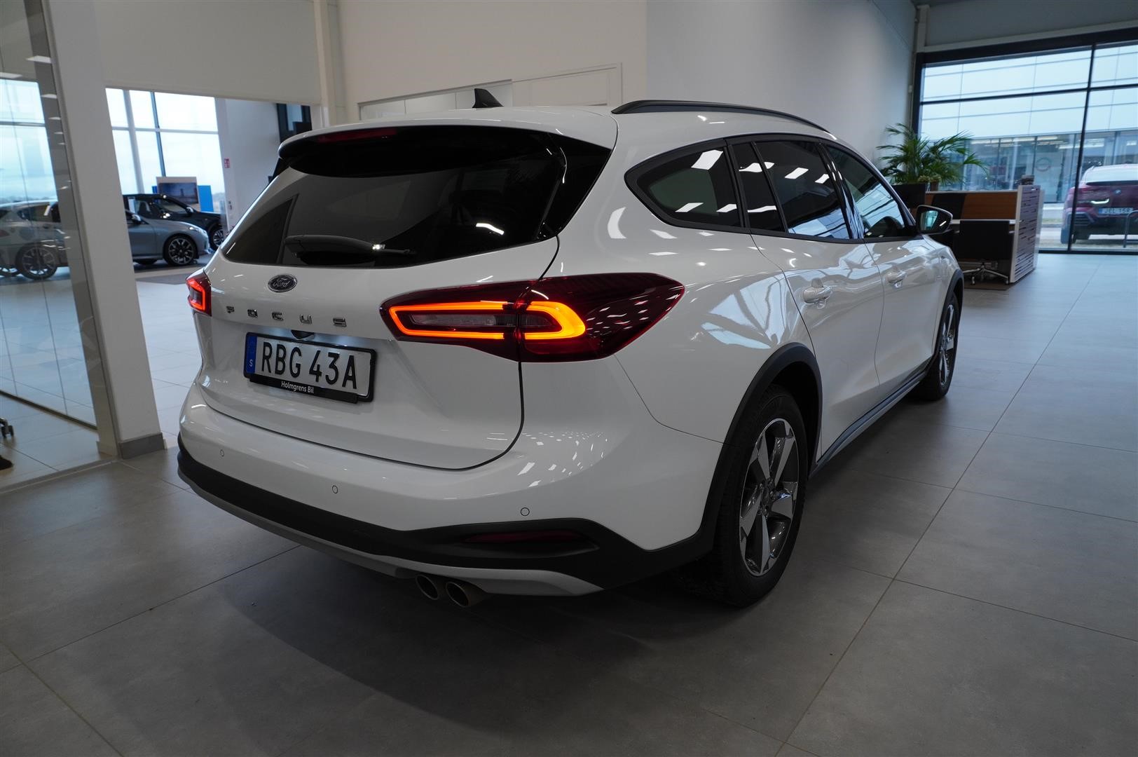 Active Kombi 1.0T EcoBoost MHEV 125hk Edition 6-Vxl Manuell_4