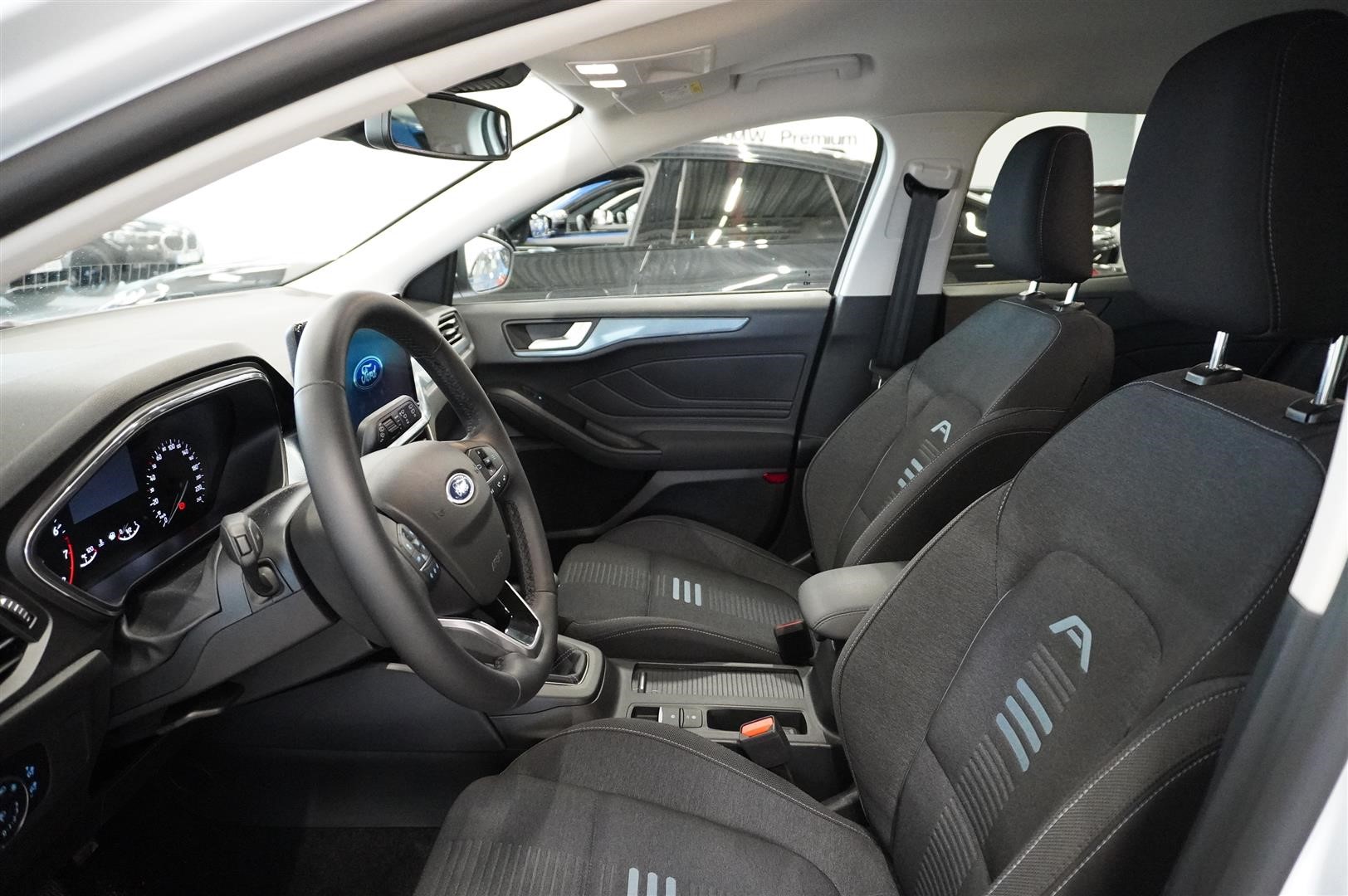 Active Kombi 1.0T EcoBoost MHEV 125hk Edition 6-Vxl Manuell_6