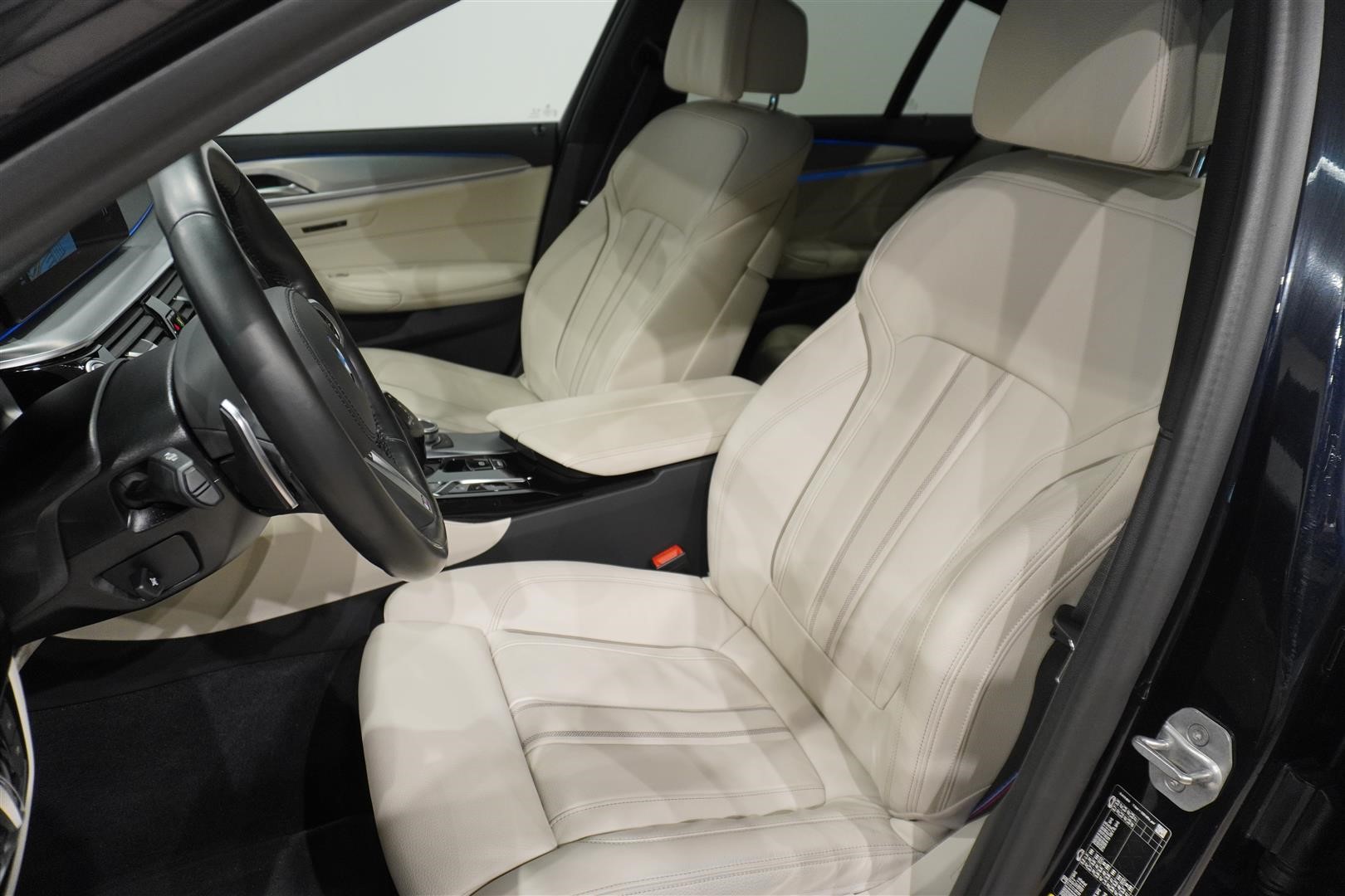 545 E  M-Sport DA+ H K Laser Pa+ Innovation_18