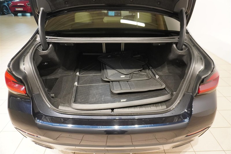 545 E  M-Sport DA+ H K Laser Pa+ Innovation_22