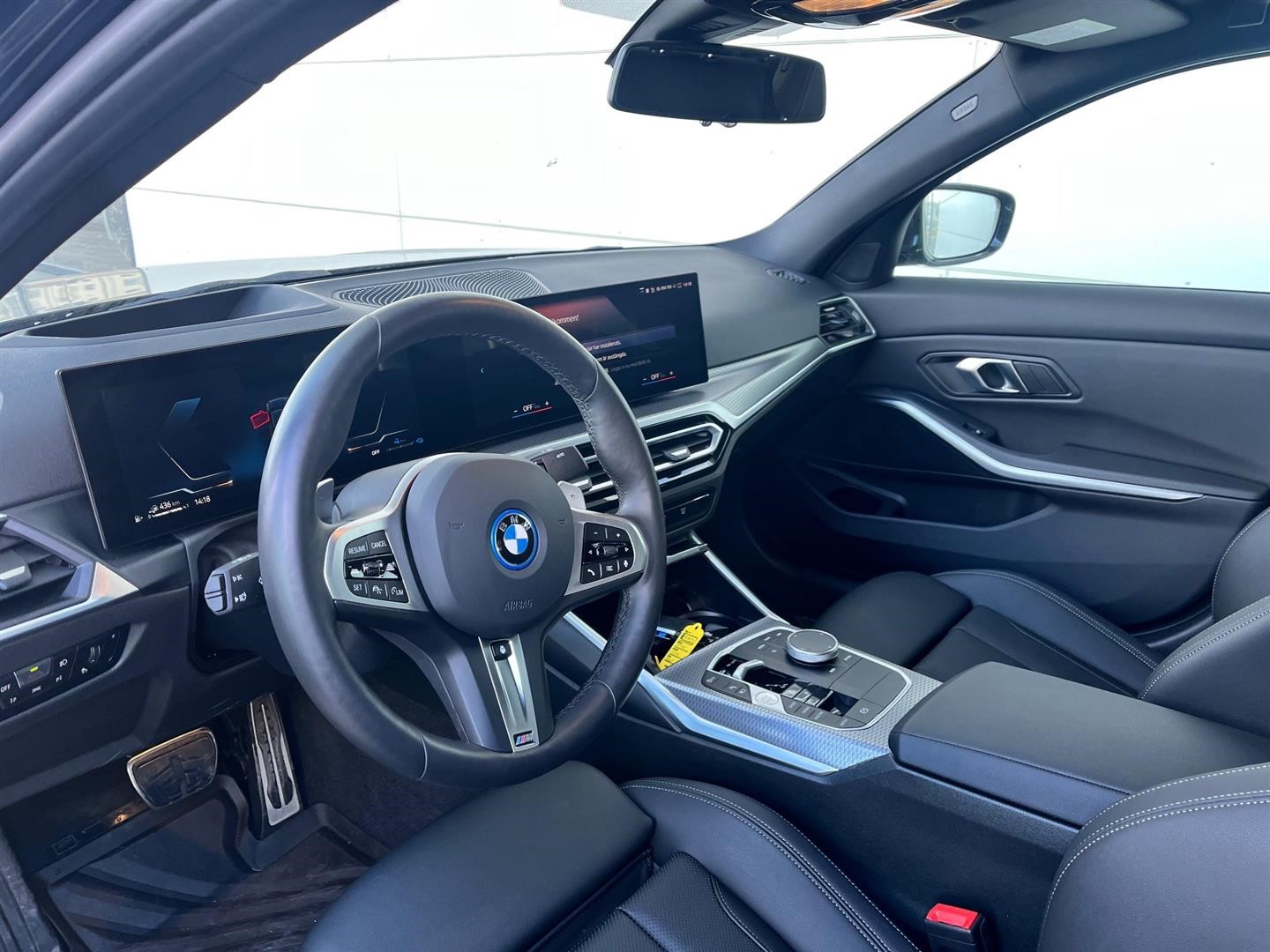 Touring M-Sport Drag Fartpilot HiFi Keyless_3