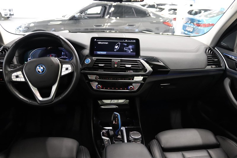 Charged Plus Harman Kardon Panoramadap Drag 20 Leasebar_10