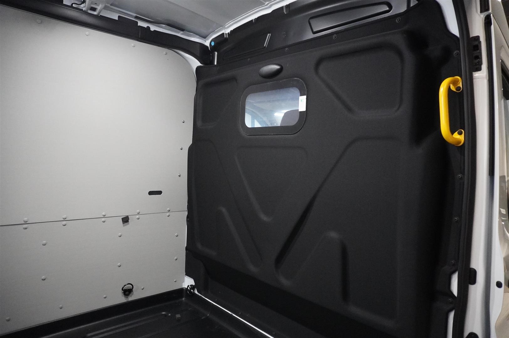 Skåp Trend 350 L3 2.0l Ecoblue 130 hk 6AT FWD Omgående Leverans_18