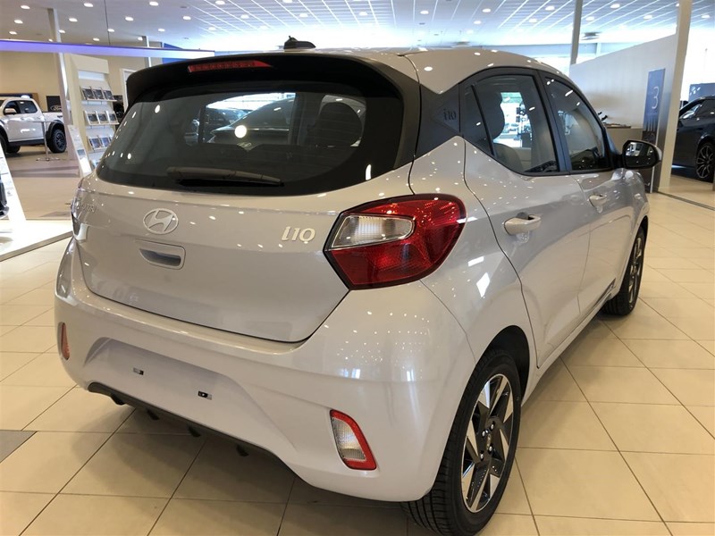 Hyundai i10 1.0 MPi 67hk AMT Essential_4