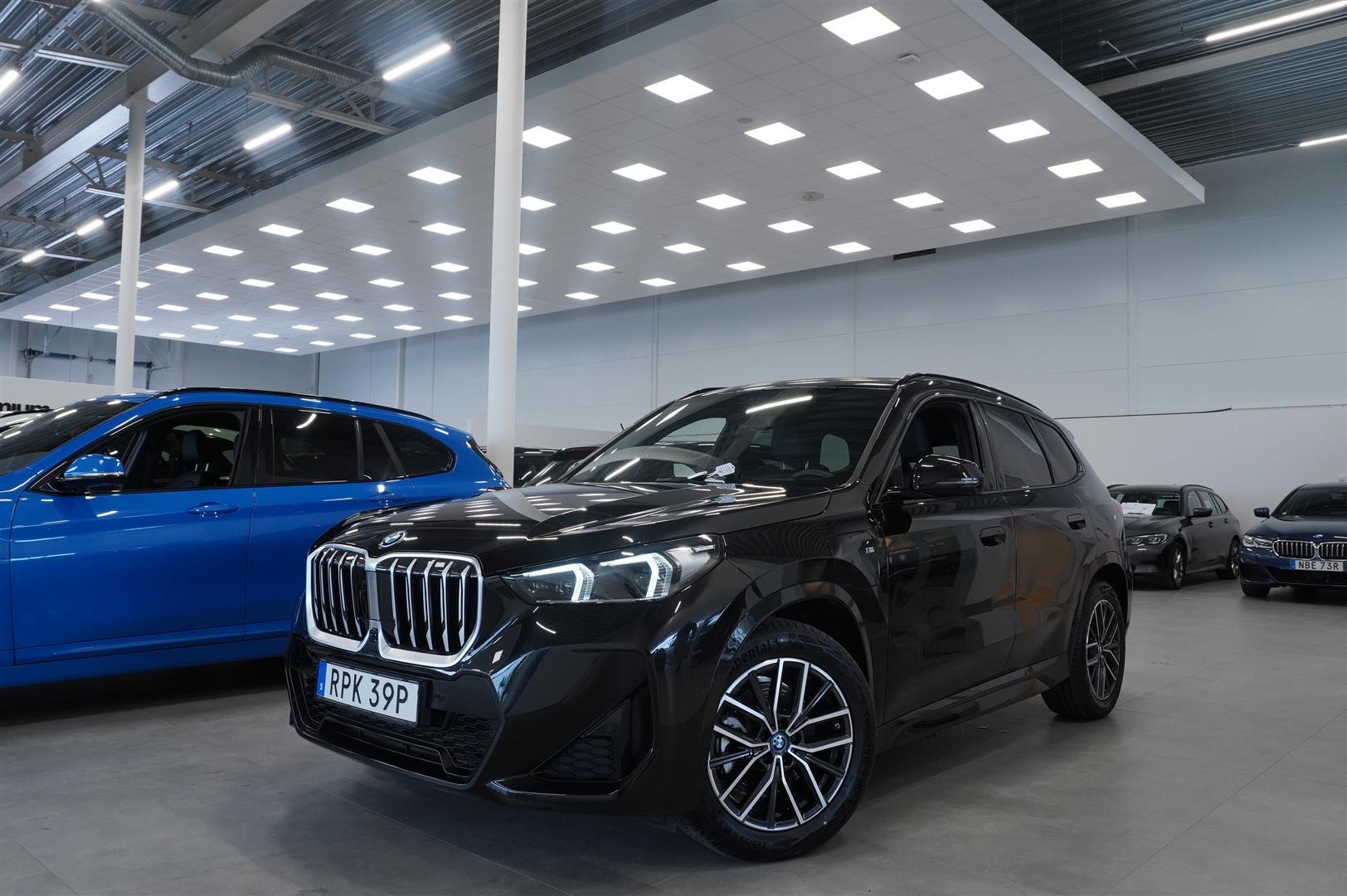25e xDrive M-Sport Innovation 360 HUD Drag