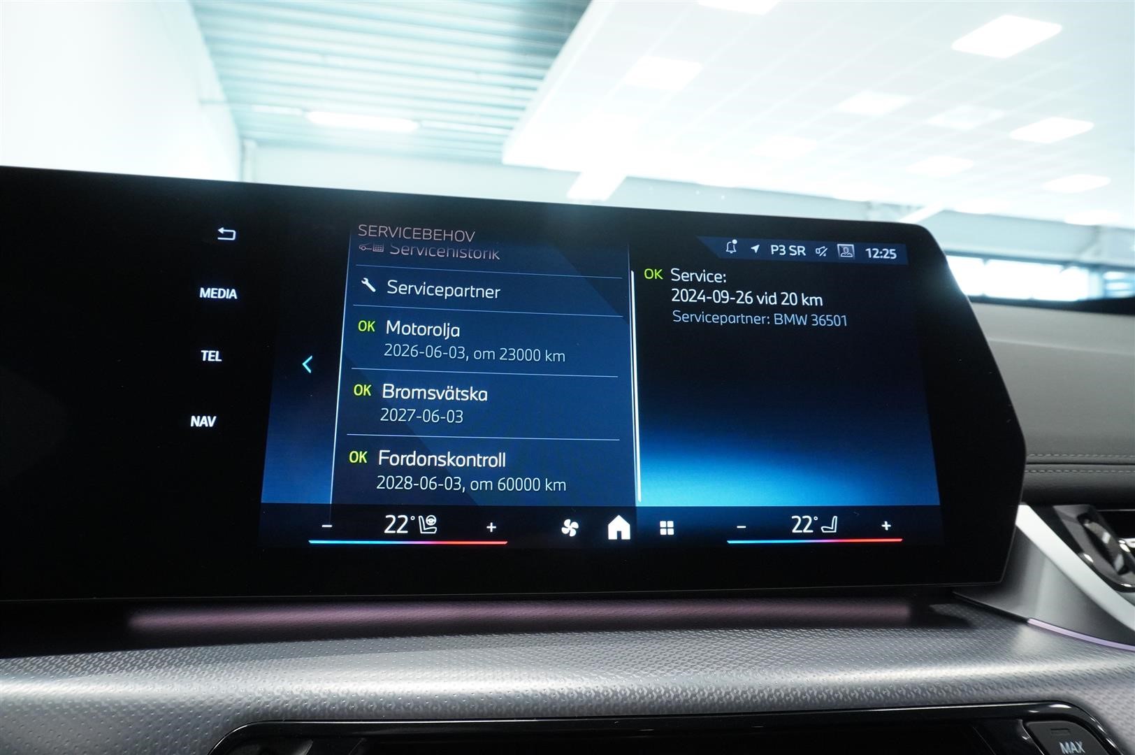 25e xDrive M-Sport Innovation 360 HUD Drag_17
